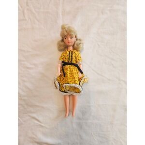 Elly May Clampett‎ Vintage Blonde Yellow Floral Dress Black Ribbon Retro Doll